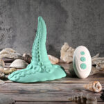 Evolved TENTACLE GRINDER - Green USB Rechargeable Fantasy Grinder Pad with Wireless Remote - Image 2