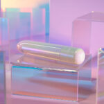 Evolved EASY DOES IT - Pearlescent White 10 cm USB Rechargeable Bullet - Image 6