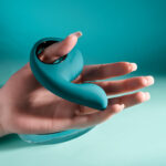 Evolved THUMBS UP - Green USB Rechargeable Stimulator - Image 3