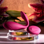 Evolved CHERRY POSE - Pink 16.1 cm USB Rechargeable Flexible & Posable Vibrator with Remote - Image 4