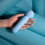 Evolved IRIS - Blue 18.3 cm USB Rechargeable Massage Wand - Image 3