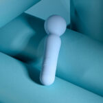 Evolved IRIS - Blue 18.3 cm USB Rechargeable Massage Wand - Image 4