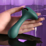Gender X GOES ANYWHERE - Green 12.4 cm USB Rechargeable Vibrator - Image 7