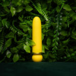 Maia JAGUAR - Yellow - Yellow 10.1 cm USB Rechargeable Bullet - Image 2