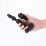 Renegade Reign - Black - Black 17.9 cm USB Rechargeable Vibrating Anal Beads with Wireless Remote - Image 2