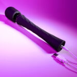 Playboy Pleasure ROYAL - Black 29.2 cm USB Rechargeable Massage Wand - Image 7