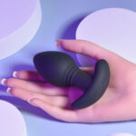 Playboy Pleasure PLUG & PLAY - Black 10.3 cm USB Rechargeable Vibrating Butt Plug with Wireless Remote - Image 4