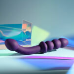 Playboy Pleasure THE SEEKER - Purple 20.3 cm USB Rechargeable Double Ended Vibrator - Image 3