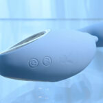 Playboy Pleasure SAPPHIRE SKY - Blue 21.6 cm USB Rechargeable Vibrator with Double Tongue Stimulator - Image 7