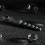 Playboy Pleasure LET IT BEAD - Black 23.1 cm USB Rechargeable Vibrating Anal Beads with Clitoral Suction - Image 2