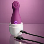 Playboy Pleasure THE JET SET - TAPPING - Purple 10.2 cm Tapping Stimulator with Charging Case - Image 9