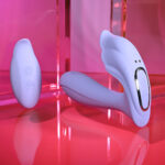 Playboy Pleasure LILAC FANTASY - Purple 13.5 cm USB Rechargeable Tapping Vibrator with Remote - Image 2