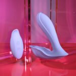 Playboy Pleasure LILAC FANTASY - Purple 13.5 cm USB Rechargeable Tapping Vibrator with Remote - Image 3