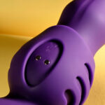 Playboy Pleasure WIGGLE IT - Purple 23.9 cm USB Rechargeable Wiggling Vibrator - Image 7