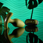 Selopa THE COLONEL - Green 10.1 cm USB Rechargeable Vibrating Butt Plug with Wireless Remote - Image 5